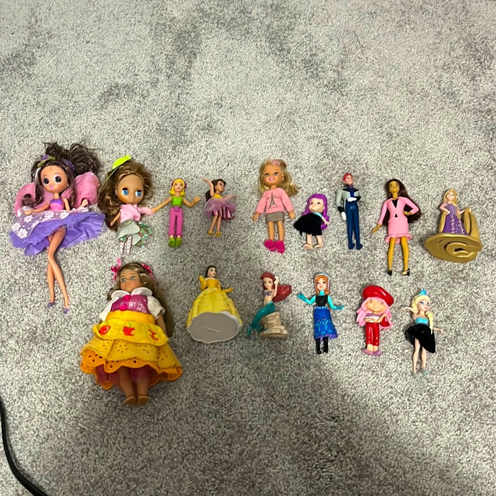 Random dolls
